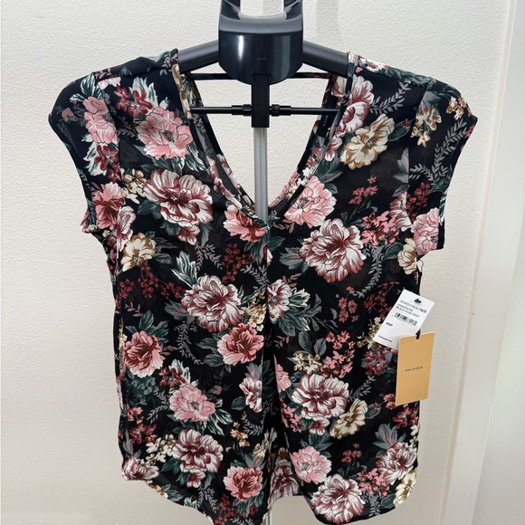 Halogen Black Floral Cap Sleeve Blouse - Picture 1 of 6